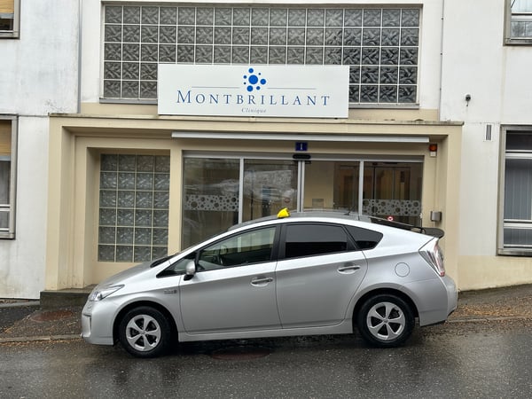 Taxi pour Clinique Montbrillant