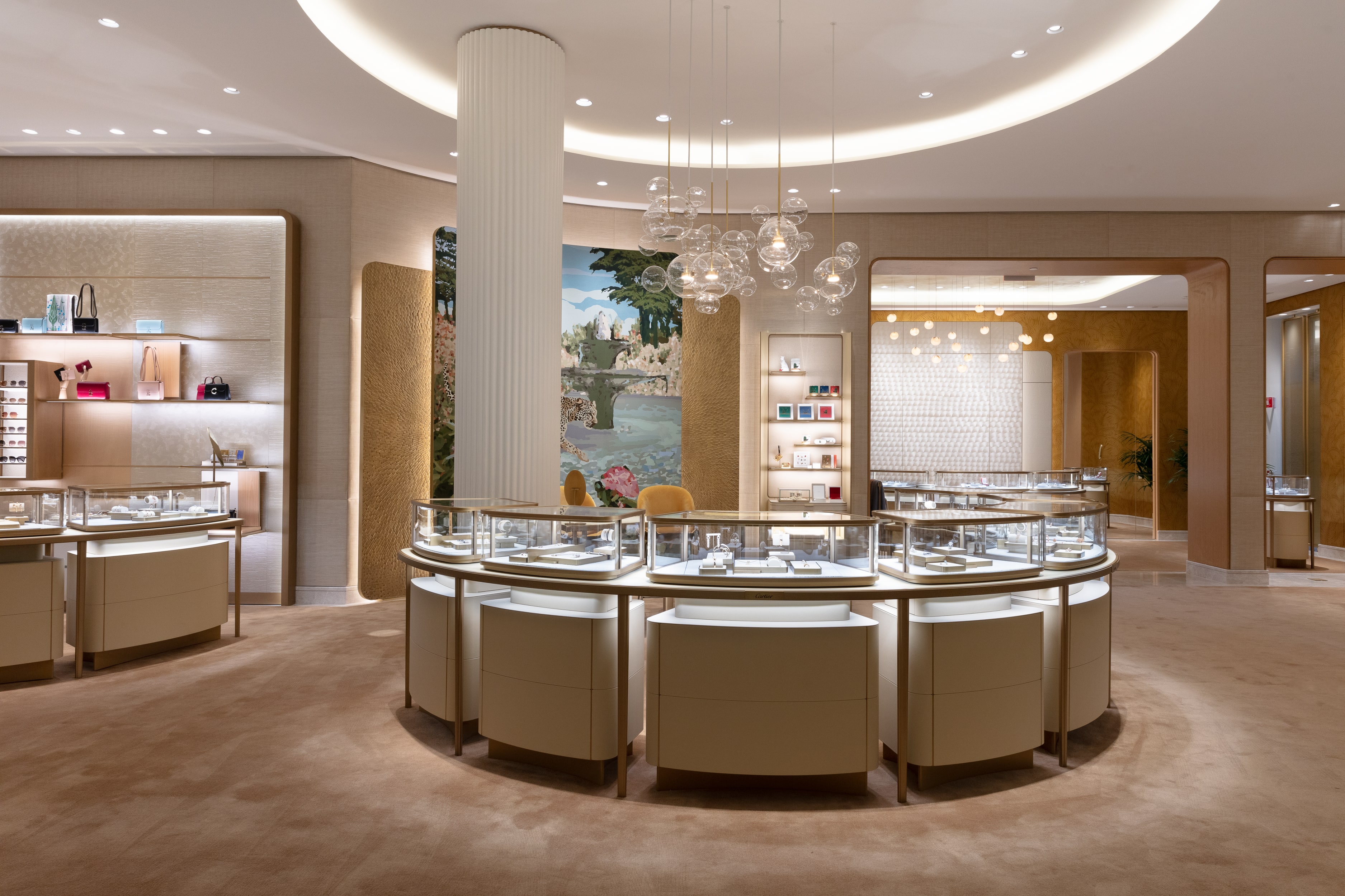 Cartier Store Decoration-2  Jewelry store design, Store design interior,  Showroom interior design