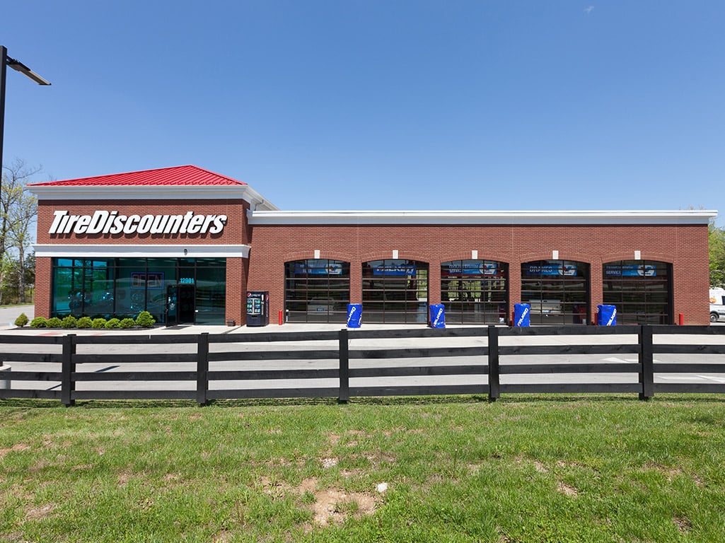 Tire Discounters Taylorsville Rd tires, alignment, brakes, autoglass