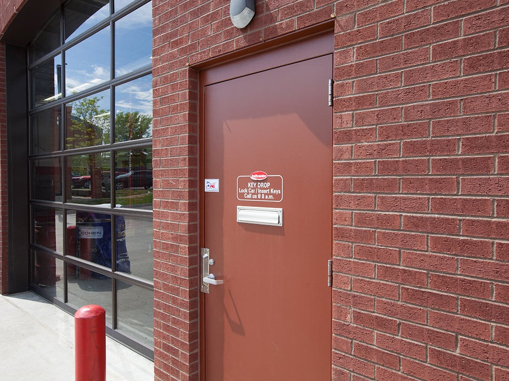 Tire Discounters Man O' War Place tires, alignment, brakes, autoglass