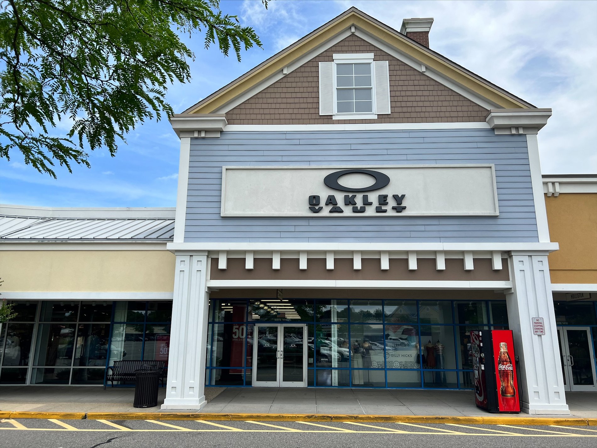 Oakley Vault, 200 Tanger Outlets Blvd Savannah, GA