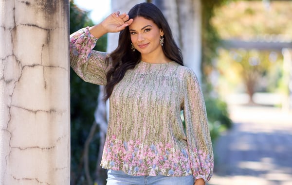 plus size clothing for women, women’s plus size clothing, plus size dresses, plus size jeans for women, plus size pants for women, plus size, sizes 16-32 women’s clothing, dresses for plus size women, blouses for plus size women, plus size tops, plus size leggings, plus size activewear, plus size skirts, shape enhancing clothing for women