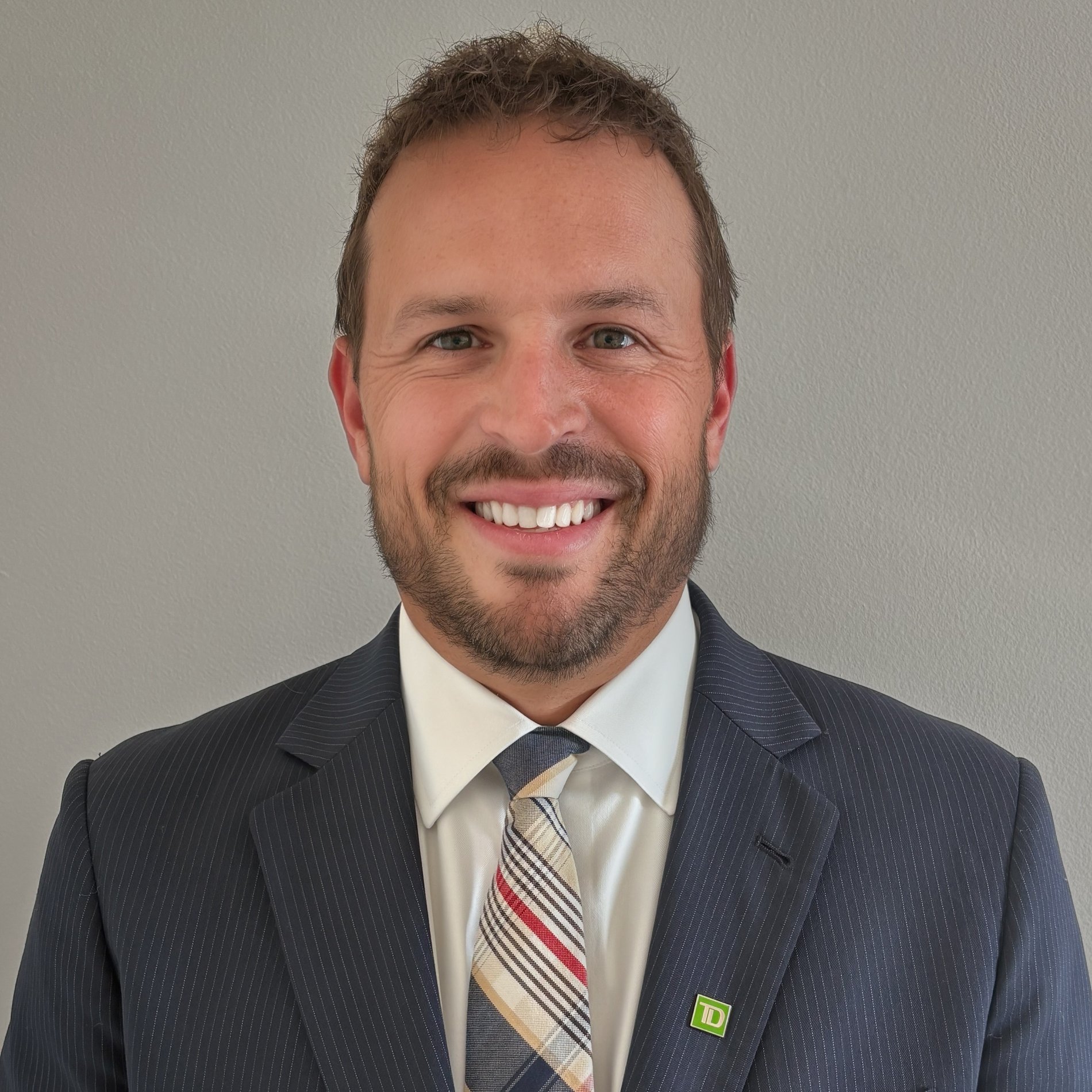 Headshot of Ryan Carter
