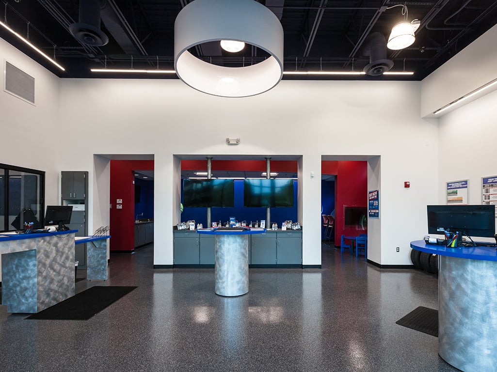 Tire Discounters Newtown Pike tires, alignment, brakes, autoglass in