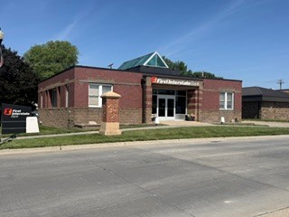 Exterior image of First Interstate Bank in Sidney, IA.