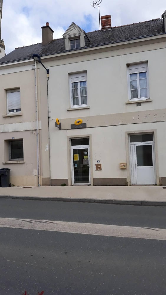 Photo du point La Poste Agence Communale VAL D ERDRE AUXENCE Mairie