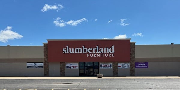 Muscatine Slumberland Furniture storefront