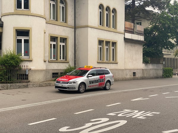 Swiss Taxi Altstadt 062 822 55 55