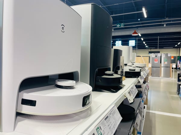 Aspirateur robot, aspirateur, aspirateur laveur, Ecovacs, magasin Boulanger Toulouse Colomiers