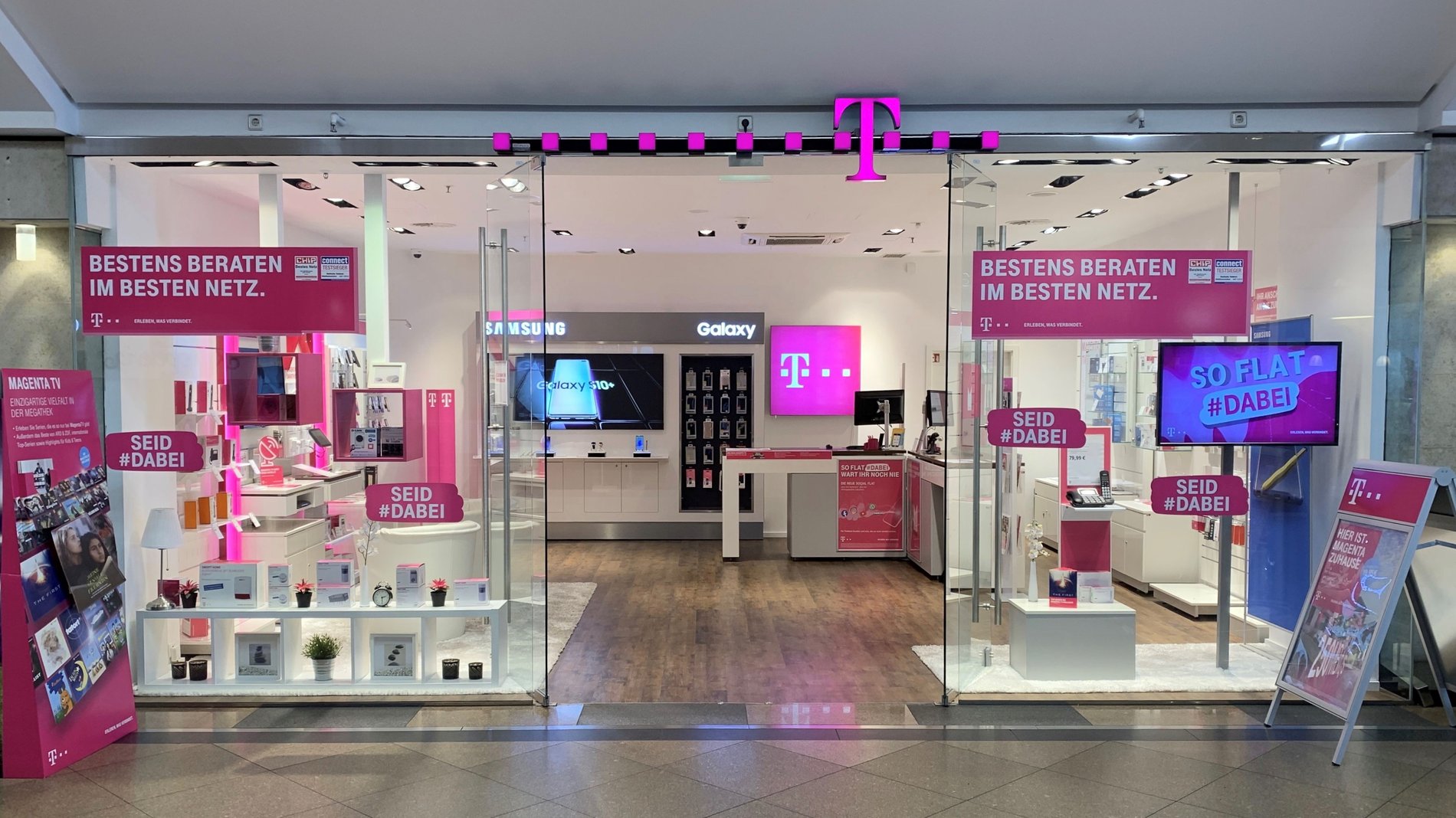 Store photo