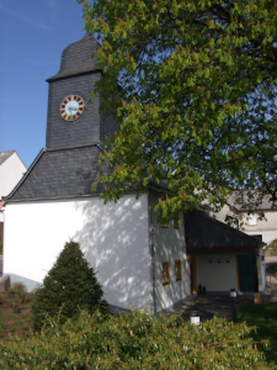 Abteikirche Göttschied- Evangelische Edelsteingemeinde