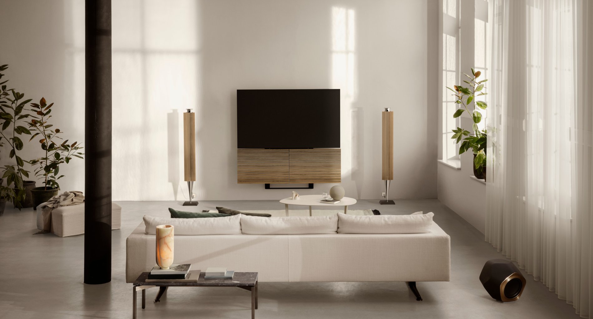 Powerful soundbar that brings Bang & Olufsen sound to your own TV without the need of a subwoofer.