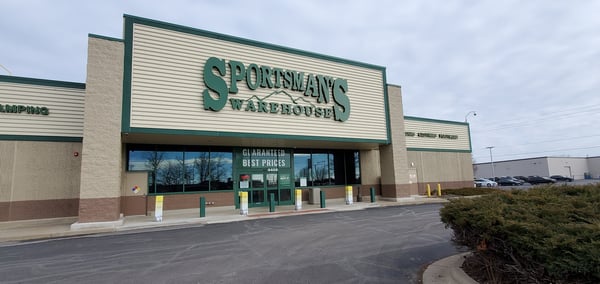 The front entrance of Sportsman's Warehouse in Fort Wayne