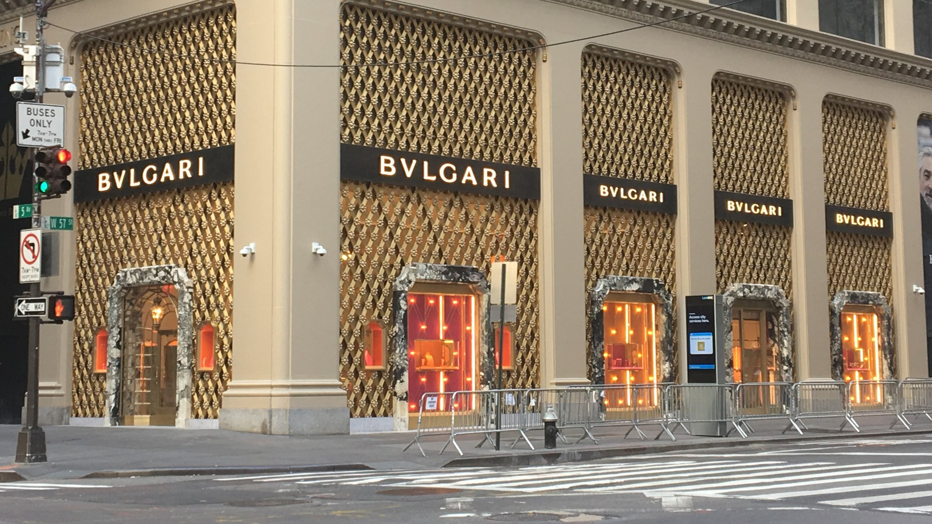bulgari new york store external view