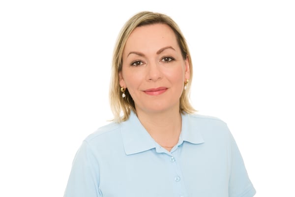 Flavia Krummenacher, Diplomierte Kosmetikerin