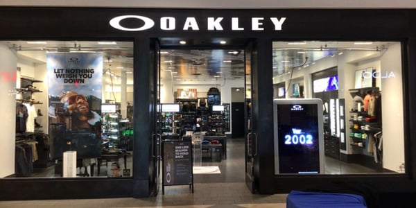 oakley store near me