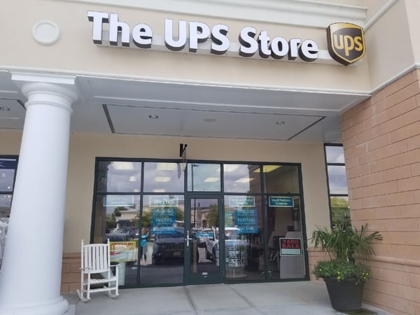 Facade of The UPS Store Forum Shopping Center (Mayfaire)