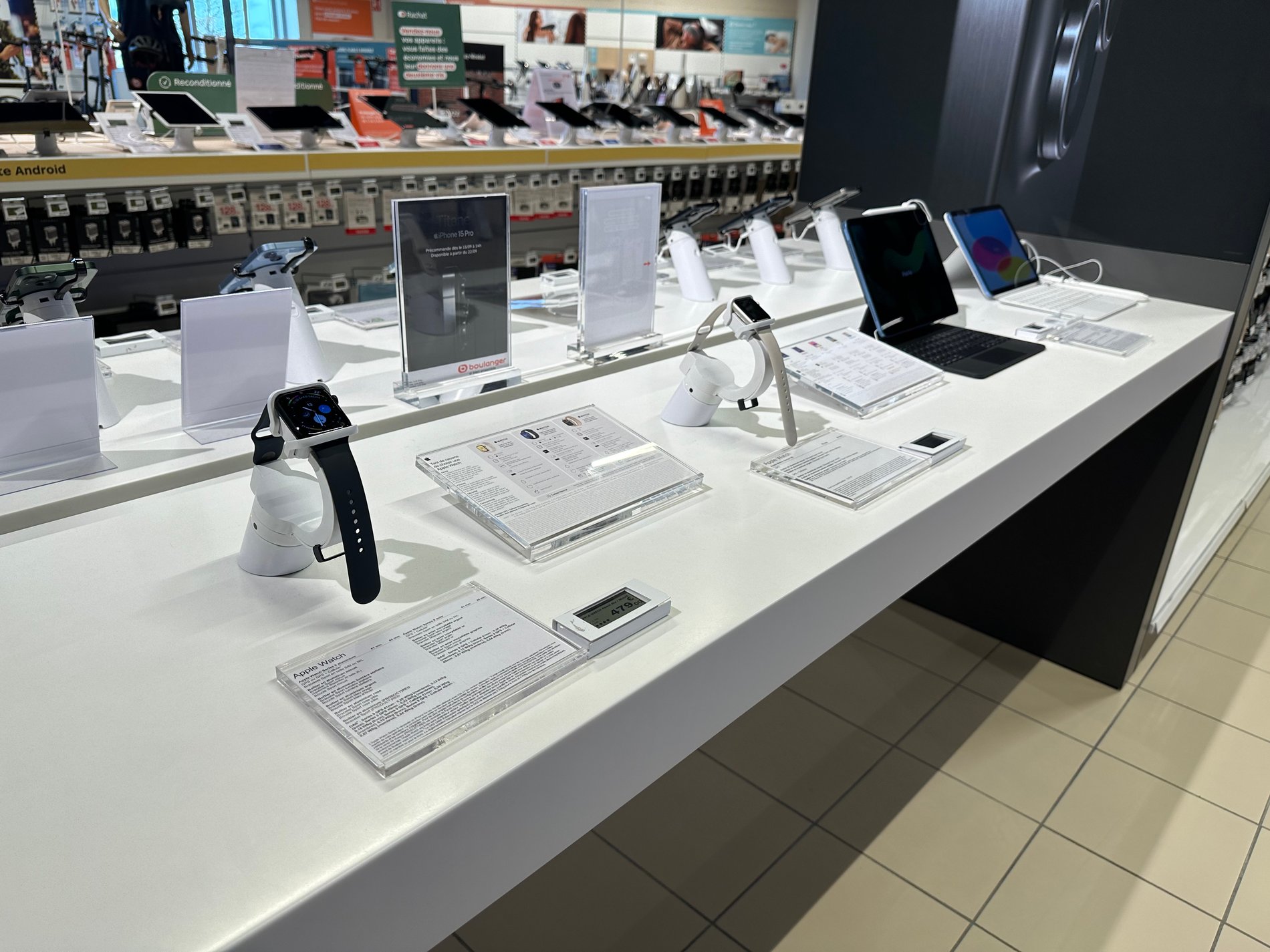 Table Apple Watch dans votre magasin Boulanger Nancy-Fléville