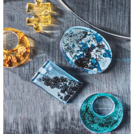 Giessharz Schmuck