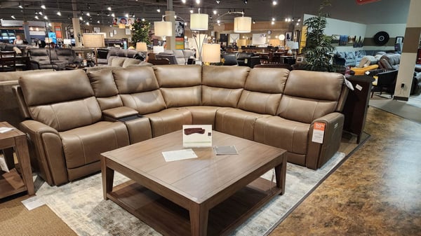 Cedar Rapids Slumberland Furniture leather sectional