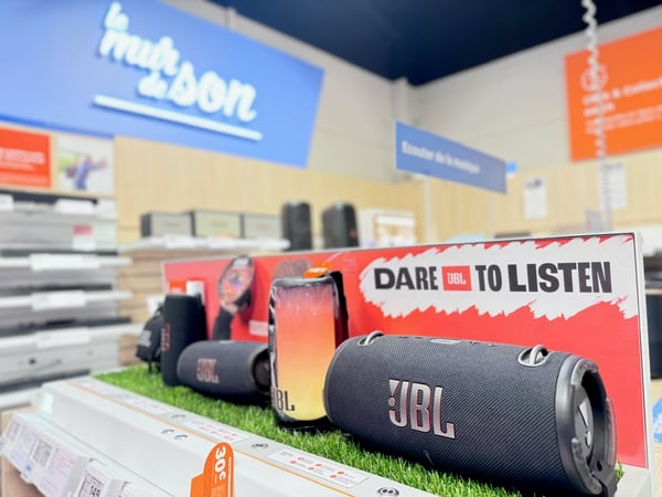 Vous recherchez un son premium de haute qualité ? Spécialiste du son nomade, la marque JBL développe une gamme variée de casques audio et enceintes, dans votre magasin boulanger à vichy.