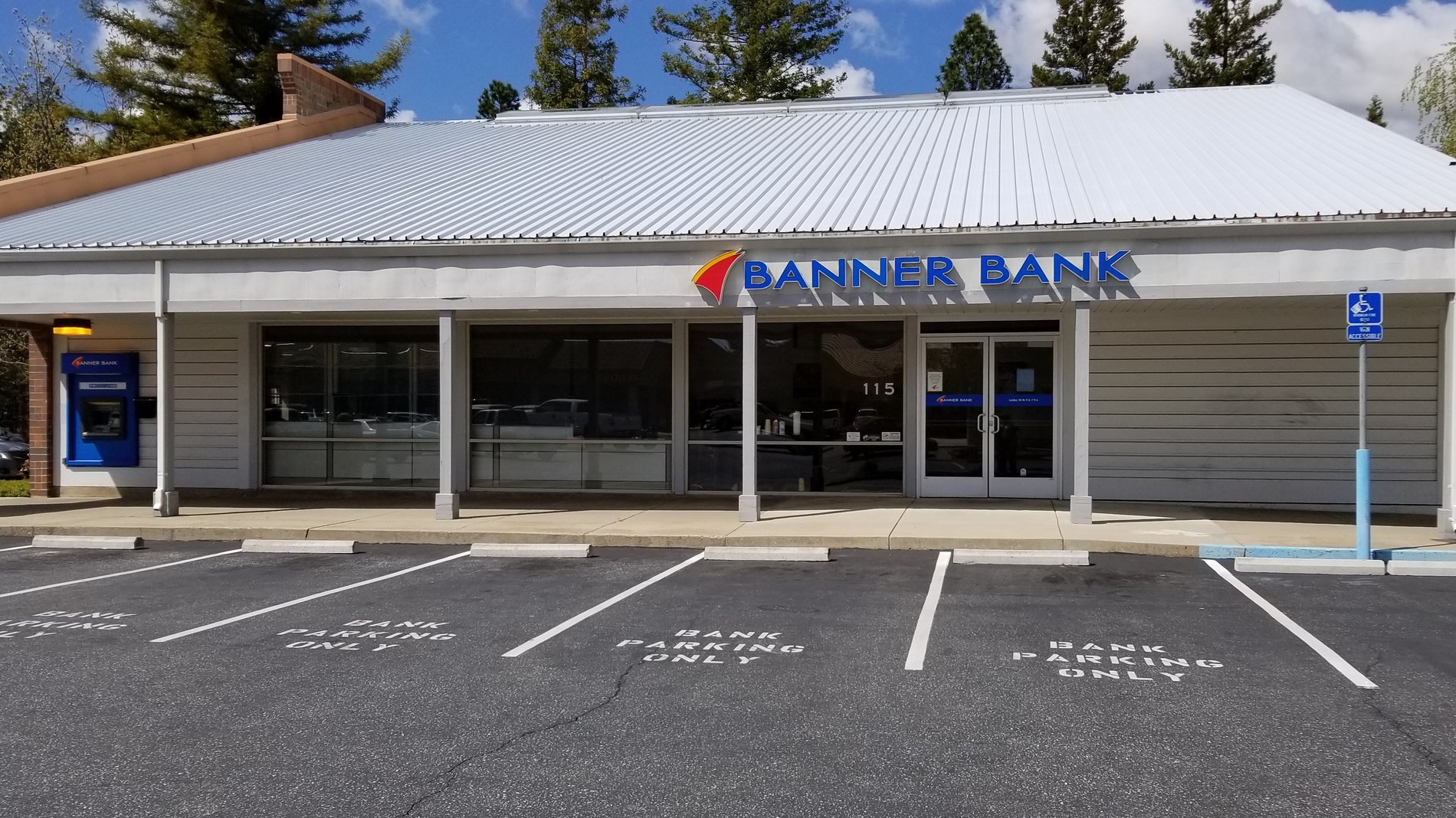 Banner Bank branch in Grass Valley, CA