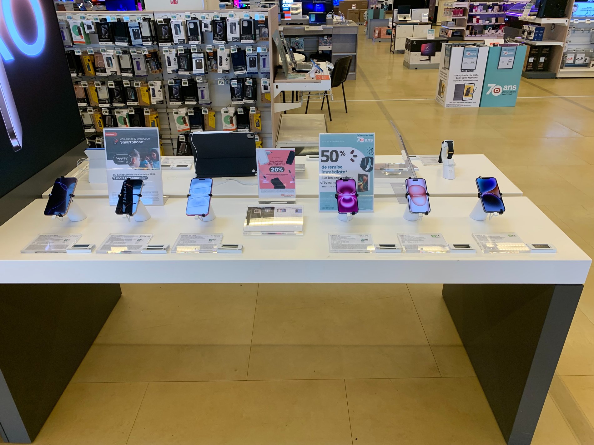 Iphone 16
Iphone 16 pro
Iphone 16 pro max