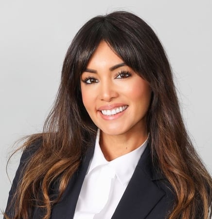 Vera Revolledo Advisor Headshot image