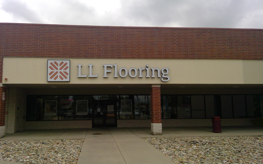 LL Flooring #1353 Littleton | 8500 West Crestline Avenue | Storefront