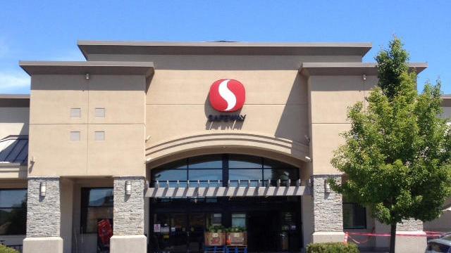 Safeway to offer rapid COVID tests at Thursday's Seahawks game 