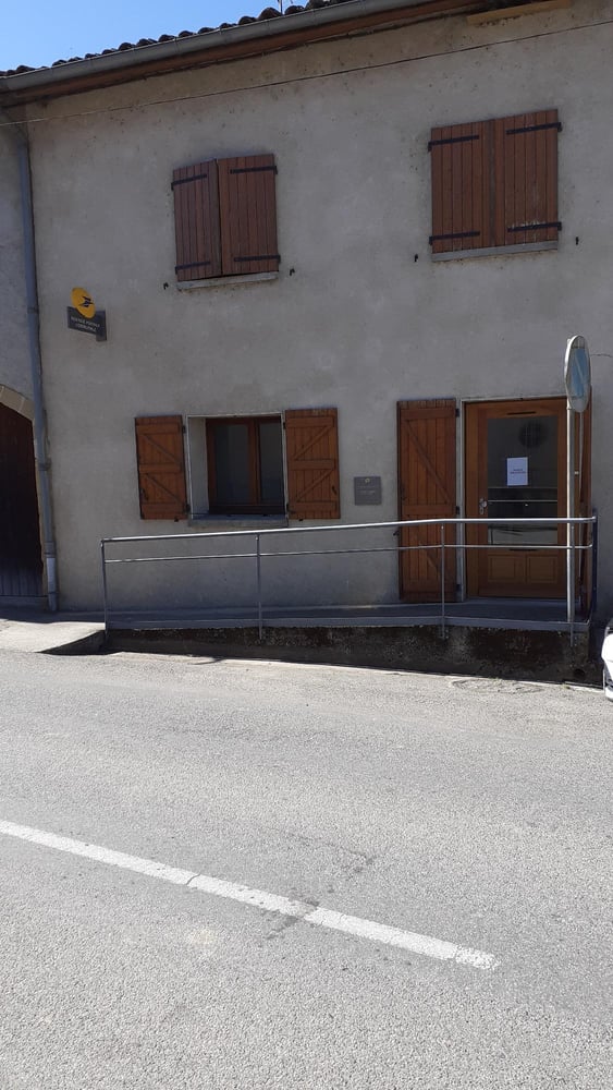 Photo du point La Poste Agence Communale ROQUEFORT SUR GARONNE Mairie