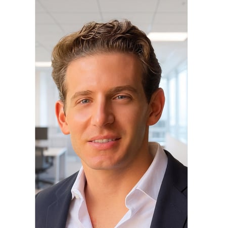 Photo of Asher Saperstein