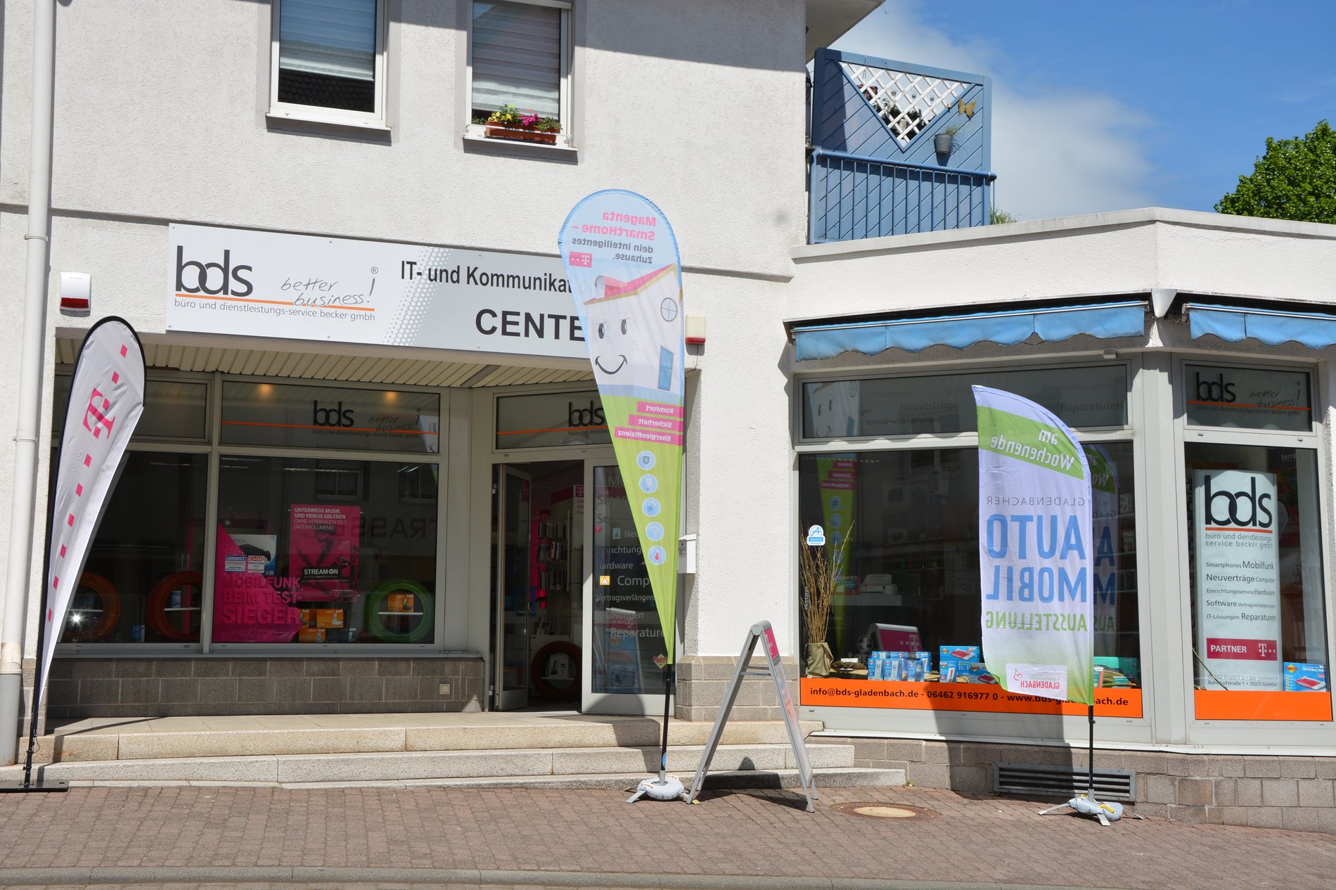 Store photo