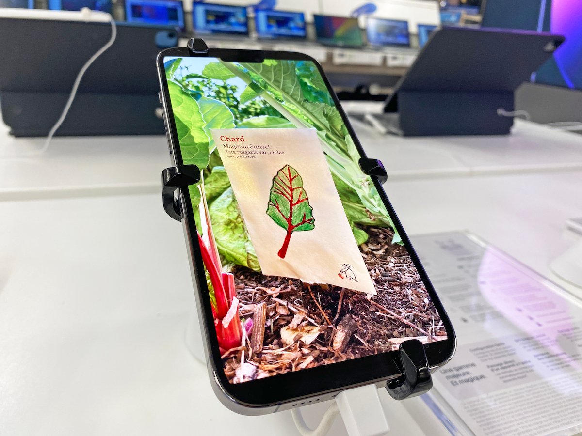 iPhone 14 minuit - magasin Boulanger Aubagne