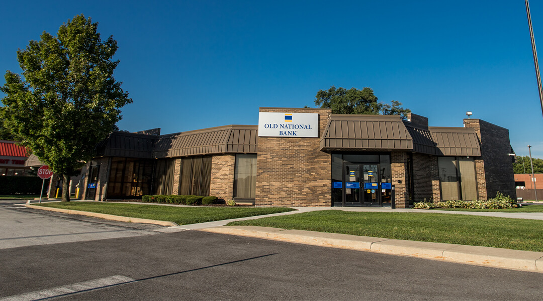 Old National Bank Crestwood Consumer, Commercial, Wealth, Business