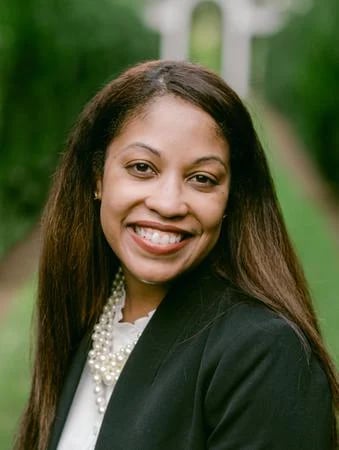 Carousel Associate Image