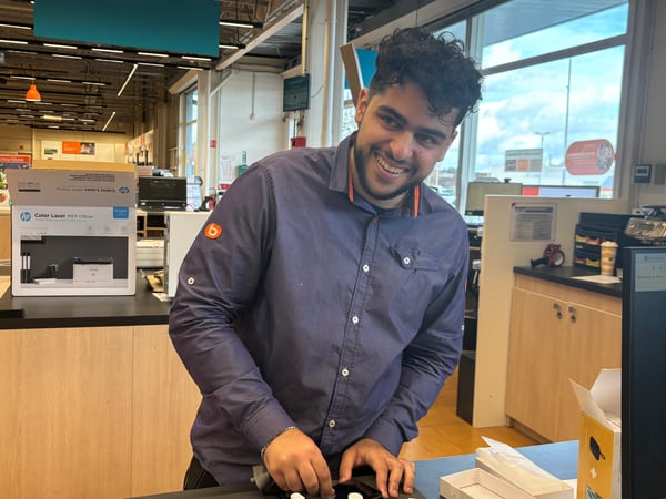 Nathan, conseiller service client