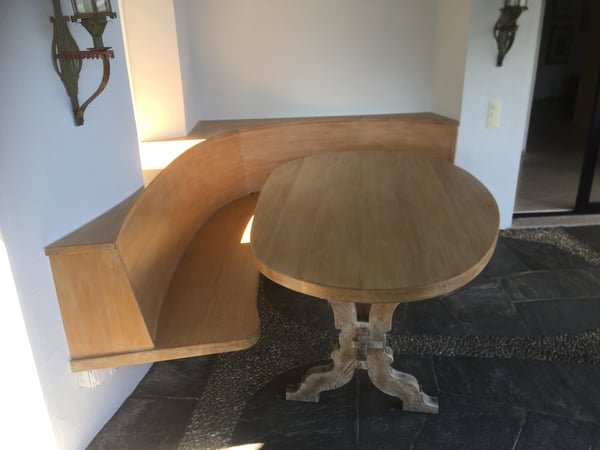 tavolo e panca in legno massiccio