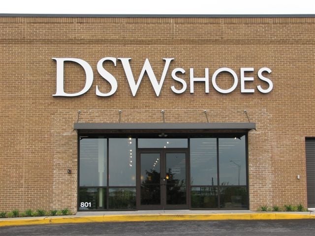 dsw in the mall