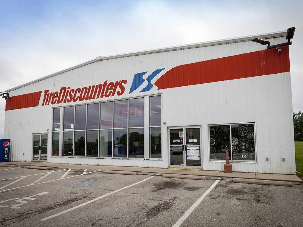Tire Discounters Hillsboro tires, alignment, brakes, autoglass in Hillsboro, OH
