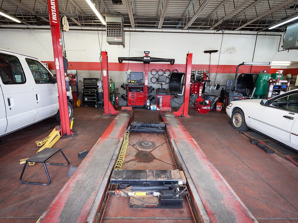 Tire Discounters Lebanon (Main) tires, alignment, brakes, autoglass