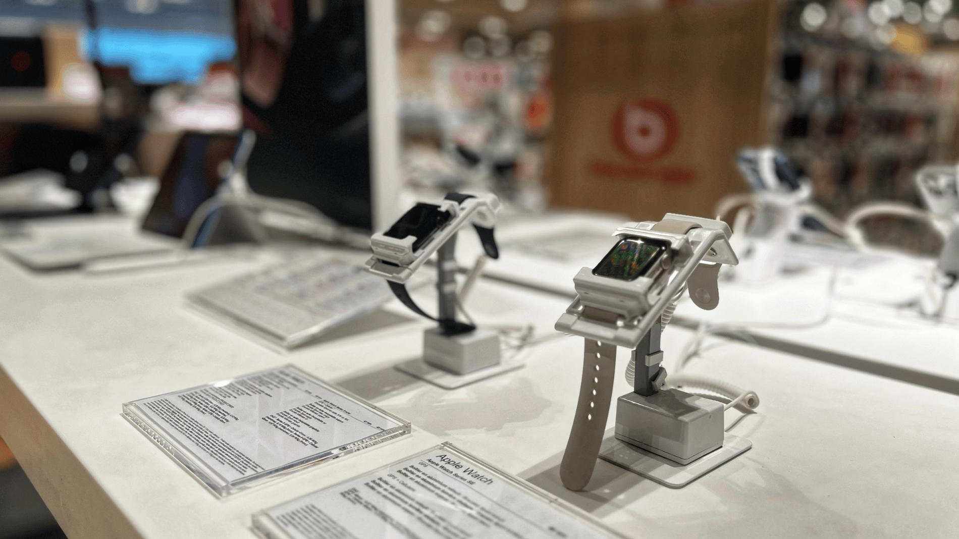 APPLE WATCH CHEZ BOULANGER NICE CAP 3000