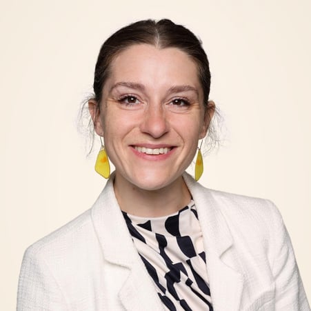 Photo of Kelly Zarth