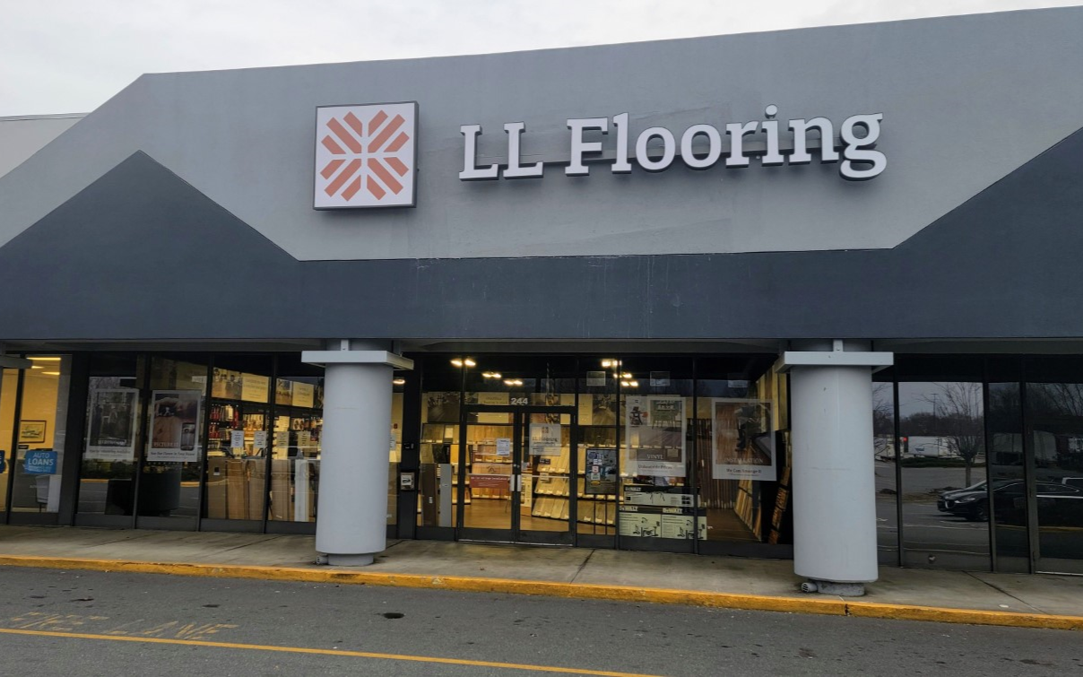 LL Flooring #1415 Winston-Salem | 244 Summit Square Boulevard | Storefront