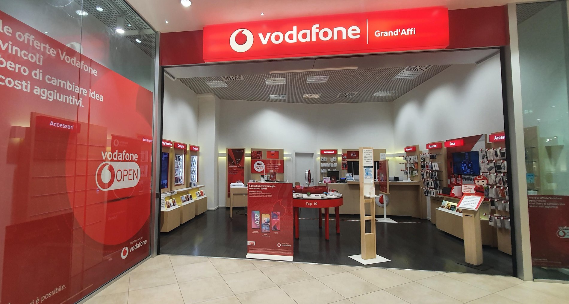 Vodafone Store | Grand Affi Shopping
