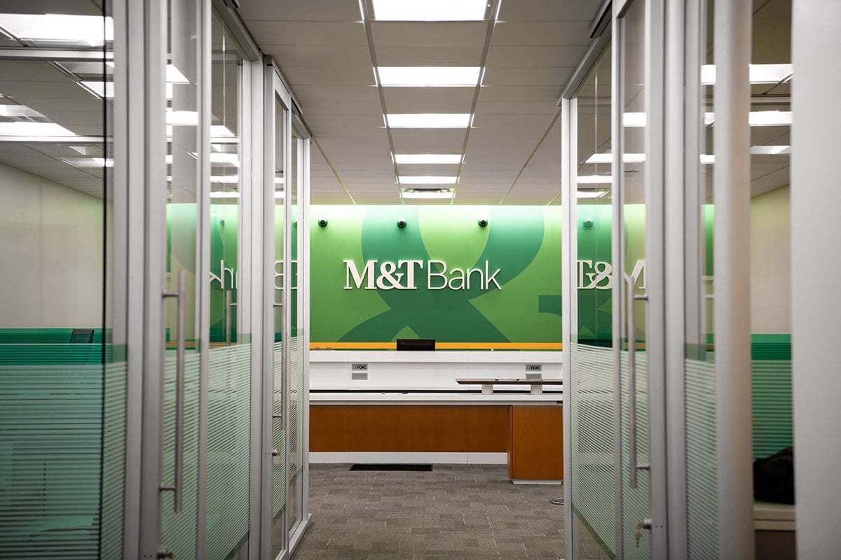 M And T Bank Hours