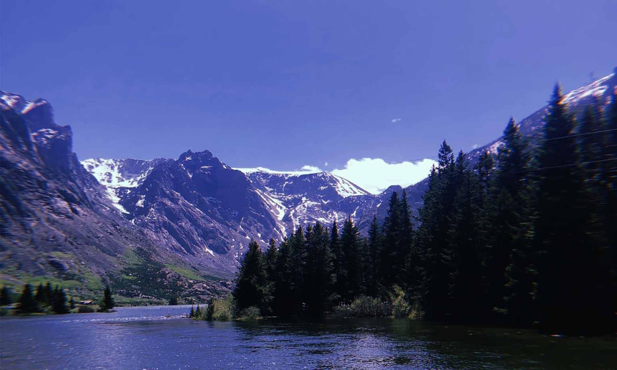 Montana mountain scenery