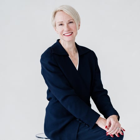 Photo of Laura McLaughlan