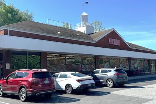 ACME Store Front Picture - 100 Route 22 in Goldens Bridge NY