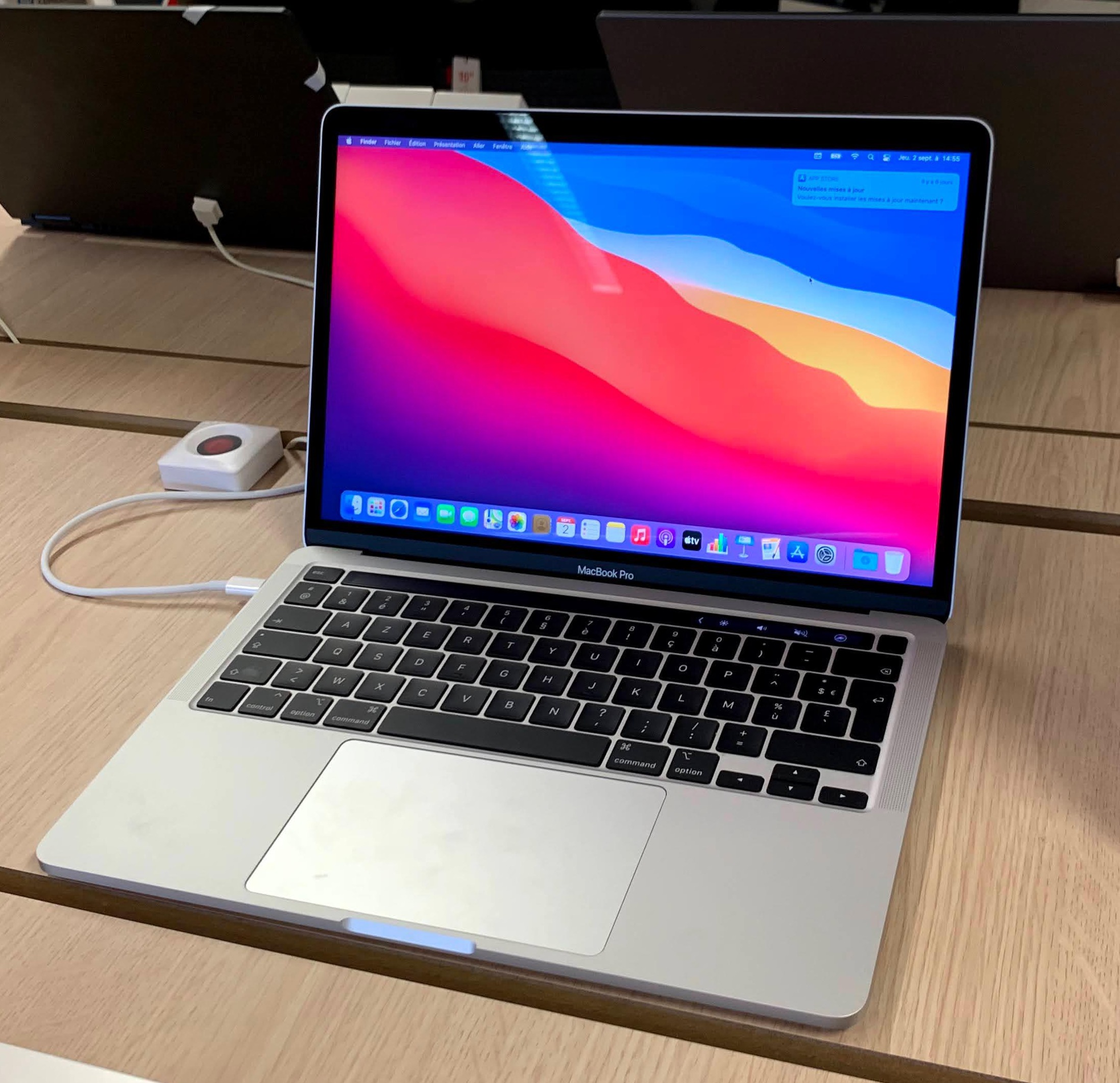 MacBook Pro M1 à Boulanger Bordeaux Lac